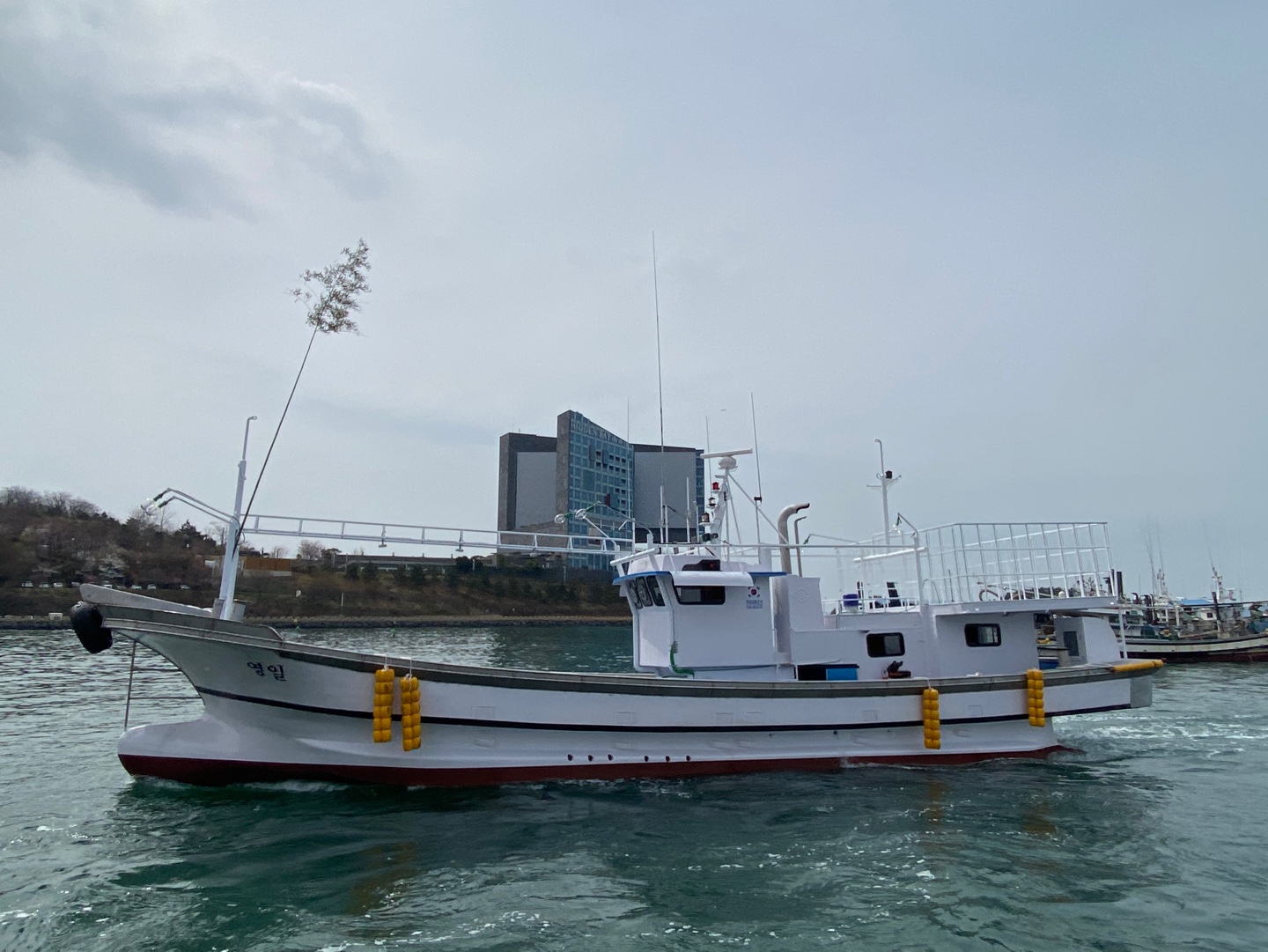 어선 9.77톤급 실선 사진 2